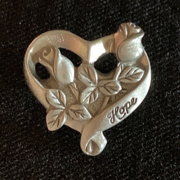 Longaberger Jewelry - Longaberger -pewter pin of hope